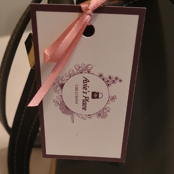 Handcrafted Brown and Tan Leather Lady's Crossbody Bag - Picture 2 of 8